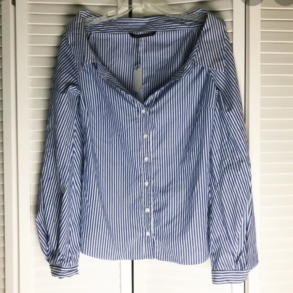 Blue top - Picture 2 of 3